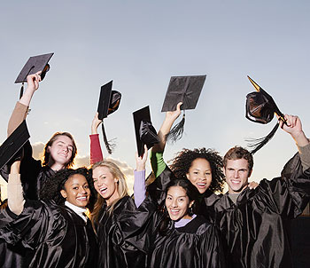 Graduates also need practical skills for jobs they apply for (Internet Photo)