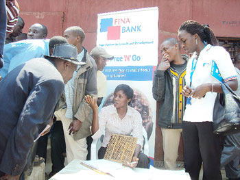 Kabaya traders register with Fina Bank. (Photo: D. Sabiiti)