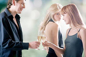 When your friends flirts with your Ex. (Net Photo)