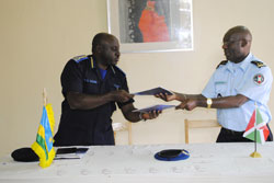 Police chiefs exchange files after their meeting in Ngozi, Burundi (Courtsey Photo)