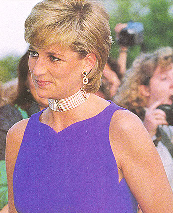 The late Princess Diana in a choker