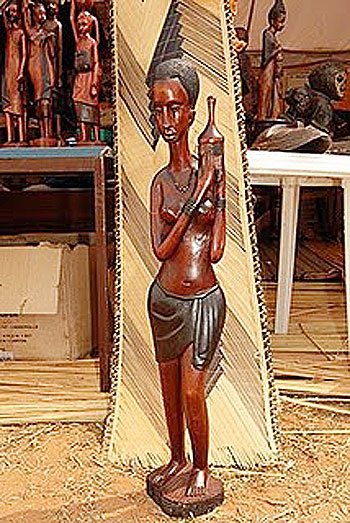 rwandan-wood-sculpture