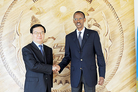 President Kagame receiving China's deputy Minister for Commerce, Gao Hucheng, yesterday. The New Times /Village Urugwiro