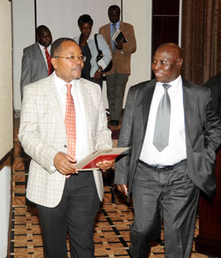 Kenya-Ports-Authority-Managing-Director-Muchiri-Ndua-(L)-flanked-byJulius-Ndegwa,-the-Director-of-operations-in-the-Kenya-Police-after-the-meeting-on-Monday.-The-New-Times/John-Mbanda.