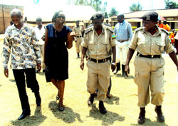 R-L Ministers Fazil Harerimana, Agnes Kalibata taken around Nsinda Prison by RCS bosses Paul Rwarakabije and Mary Gahonzire. The New Times /courtesy