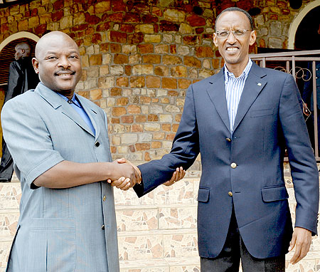 President Paul Kagame, yesterday, met with President Pierre Nkurunziza of Burundi in the border town of Kirundo. The two Heads of State discussed issues of bilateral importance, as well as regional and global affairs. The New Times/Village Urugwiro.