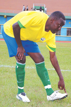 Ex-Amavubi Stars skipper Olivier Karekezi has returned to his old club APR and is in line to make his debut this afternoon in the Primus Cup clash with Marines. The New Times/File.