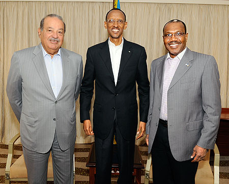 President Paul Kagame and fellow Broadband Commission co-chair, Carlos Slim (L) and Dr Hamadoun Touru00e9, the ITU Secretary-General, during the Commissionu2019s meeting in Kigali, yesterday. The New Times/Village Urugwiro.