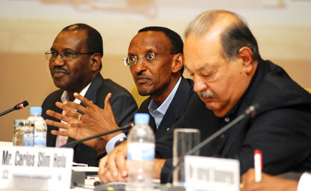 President Paul Kagame with fellow Broadband Commission co-chair, Carlos Slim (R), and Dr Hamadoun Touru00e9, the ITU Secretary-General, on the last day of the Commissionu2019s meeting in Kigali, yesterday. The New Times/Timothy Kisambira.