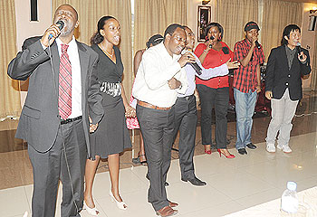 Artistes perform at the event to assist victims of the recent Tsunami 