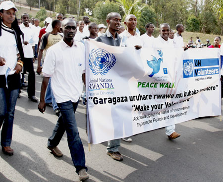The youth turned up in large numbers to mark the World Peace Day yesterday. The New Times/Timothy Kisambira.