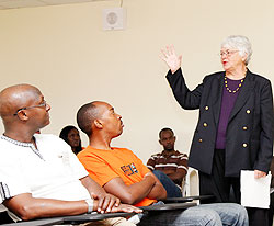 U.S. trauma surgeon Susan Briggs during a training session with doctors at King Faisal yesterday. The New Times /Timothy Kisambira