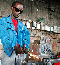  A young man in a wielding workshop. Youth in Kimironko have been urged to be innovative in order to contribute to the countryu2019s  development.