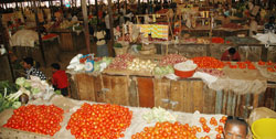  Foodstuff stalls in Kimironko Market. Premier Habumuremyi has called for commercialised farming in Musanze. The New Times / File