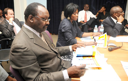 Trade Minister, Francois Kanimba, and WB Country Rep, Mimi Ladipo,  at the launch of the Doing Business Report yesterday. The New Times / John Mbanda