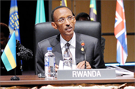 President Kagame addressing the Commonwealth Heads of Government Meeting  in Perth yesterday. The New Times/Urugwiro Village. 