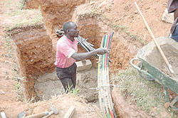 Laying the fibre optic cable
