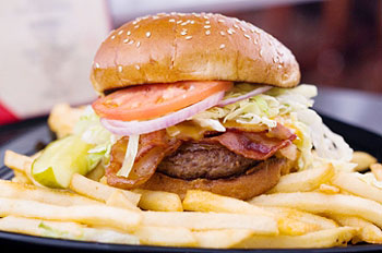 Excessive consumption of junk food can be harmful to oneu2019s health. (Net Photo)