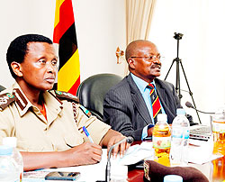 Mary Gahonzire, the Deputy Commissioner General Rwanda Correctional Services with her Ugandan counterpart, James Mwanje, the Deputy Commissioner of UPS during a meeting early this week. . The New Times/File.