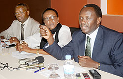 Prosecutor General Martin Ngoga (R), Transparency Rwanda Chairperson Marie Immaculee Ingabire (C) and Executive Secretary Apollinaire Mupiganyi at the launch yesterday. The New Times J Mbanda
