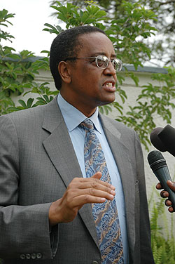 UNR rector, Prof. Silas Lwakabamba