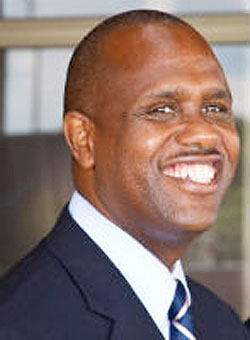  John Mirengeu2013 CEO RwandAir 
