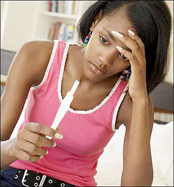 Girls need to be warry of the company they keep. (Net Photo)