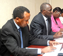 L-R: Ignatius Kabagambe, Director General in the Prime Ministeru2019s Office, MP Alfred  Rwasa and MP Yvonne Uwayisenga during the tabling of proposals on the Access to Information Bill before the  PSC committee. The New Times / John Mbanda