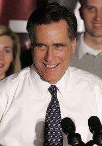 A victorious Romney addressing supporters. Net Photo