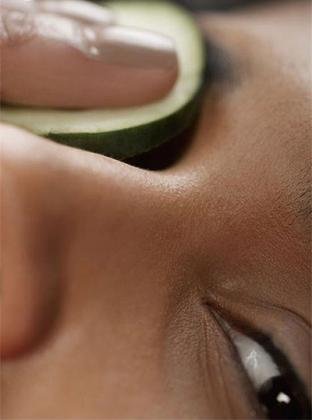 Home facials are cost effective and can have produce great results, if used correctly. Net photo.