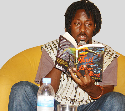 Award-winning Ghanaian writer Nii Ayikwei Parkes reads from and discusses his work with participants in Kigali.