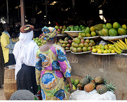 Fruits in one of the markets in Kigali. Food production has helped tame the inflation. The New Times / File.