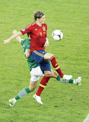 Fernando Torres scored a brace for Spain in the win against the Republic of Ireland. Net photo.