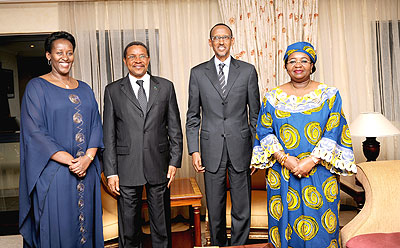 Presidents Paul Kagame and Jakaya Kikwete, together with the First Ladies, Jeannette and Salma, shortly after the Independence and Liberation celebrations. All photos / Village Urugwiro.