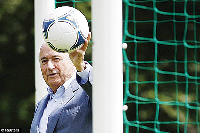Sepp Blatter is a firm believer in goal-line tehcnology.  Net photo.