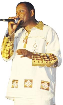 Masamba enchants the audience with his voice