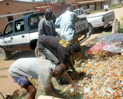Impounded illicit drugs being taken away to be destroyed. The New Times / File.