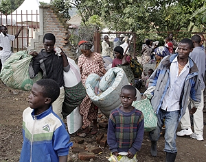 DRC refugees entering Rwanda at the onset of the conflict in their country. The New Times / File.