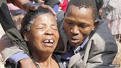 Tensions were high as people gathered for the memorial services of miners killed in police clashes. Net photo