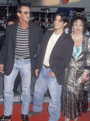 Sylvester pictured with Sage and Sylvester's mother Jackie in 1994. Net photo