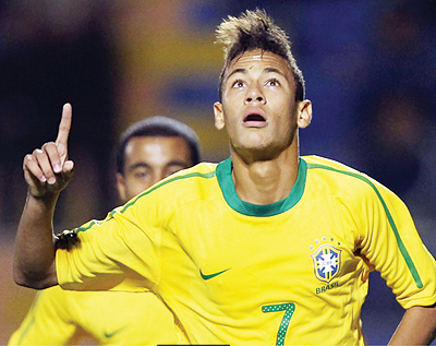 Neymar has been linked with Manchester United. Net photo.