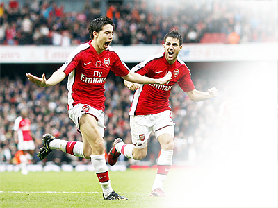 Samir Nasri (L) and Cesc Fabregas (R) were both sold last season to Manchester City and Barcelona, respectively. Net photo.