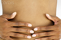 Massage your lower abdomen with your fingers to help with pain. Net photo.
