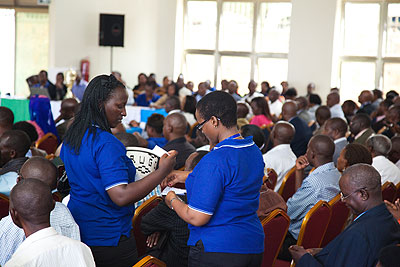 Rwandans contributing to the Agaciro Fund. The New Times / File