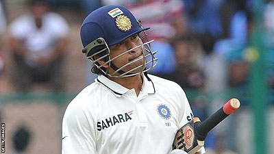 Sachin Tendulkar says he is thinking about retirement. Net photo.