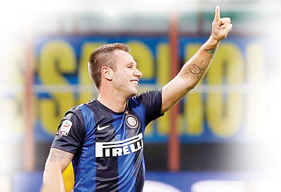Antonio Cassano converted from close range to put the hosts in front. Net photo.