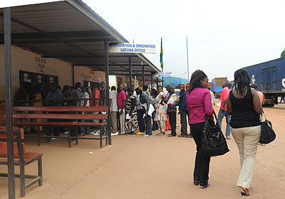 Passengers clearing with immigration at the Gatuna border. Rwanda has stepped up efforts to ensure the Marburg disease does not spread into the country. The New Times / File.