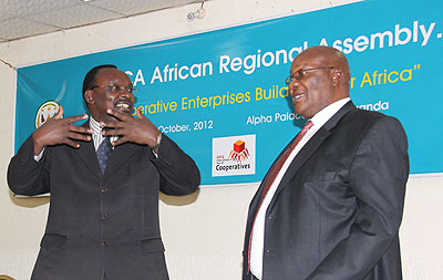 Minister Francois Kanimba with ICA President Stanely Muchini. The New Times / File.