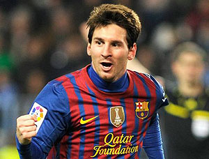 Lionel Messi smashed through the 300-goal mark with a brace as Barcelona crushed Rayo. Net photo.