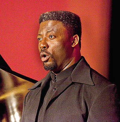 Germany-based Cameroonian crooner Jacques-Greg Belobo staged a great performance.